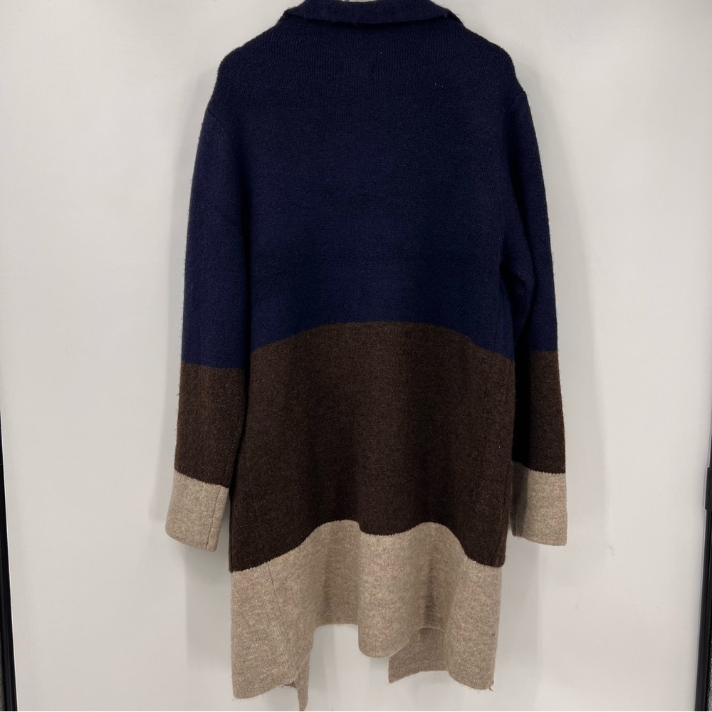 Max Studio Navy, Brown, and Beige Cardigan - Picture 2 of 3